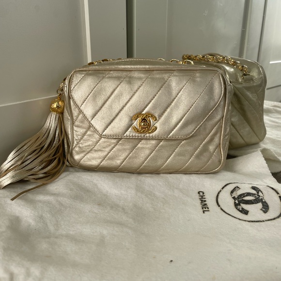 ❌sold❌ Authentic Vintage Chanel Mini Camera bag - Picture 1 of 13